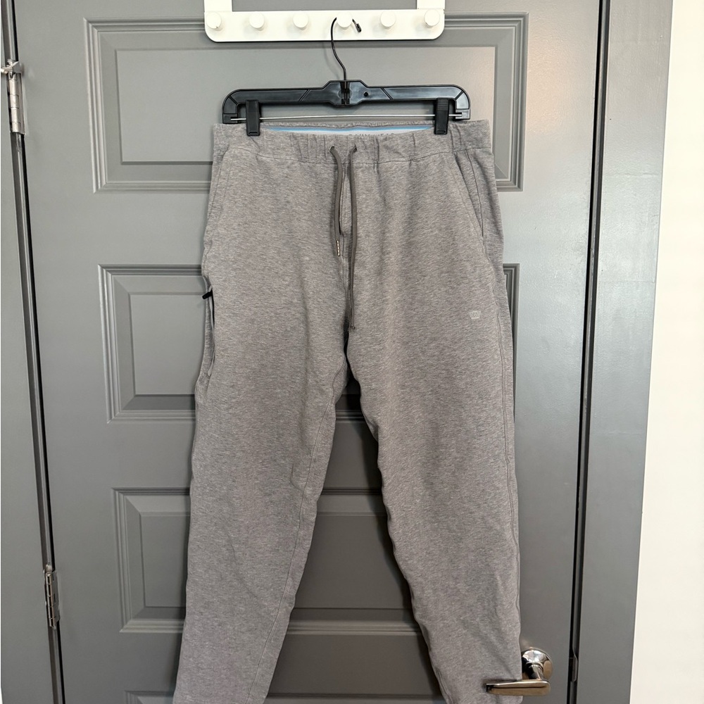 Mack Weldon Heather Gray joggers
